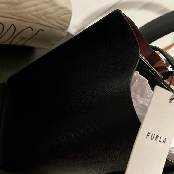 Furla bag - Picture 10 of 10